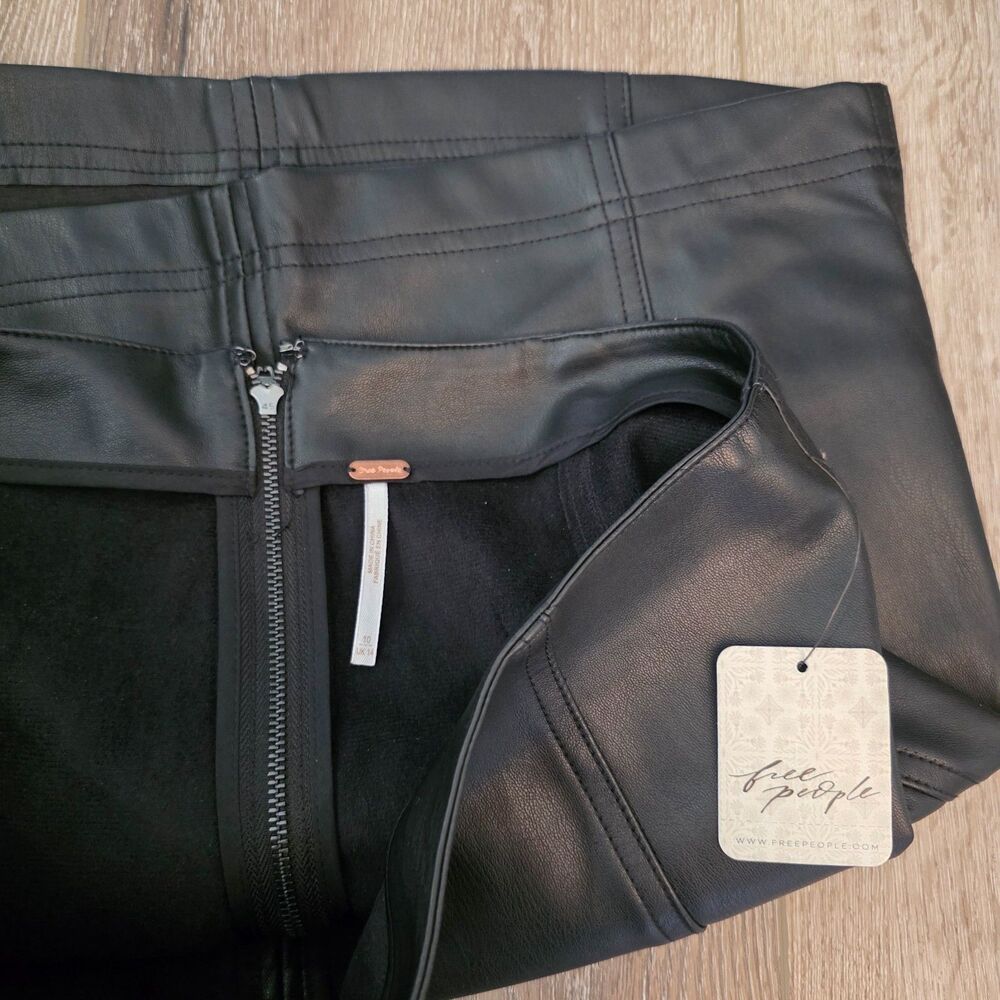 NWT Free People Black Faux Leather Zip Up Short Mini Skirt Size 10 - Picture 3 of 3